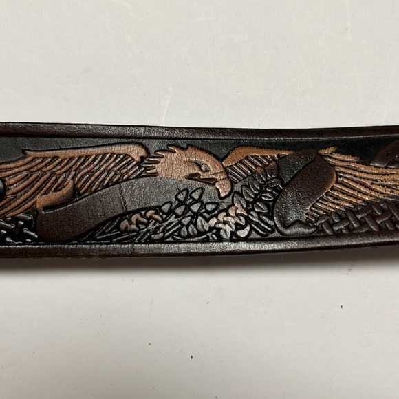 Vintage Wrangler bald eagle detailed leather belt - Picture 9 of 10